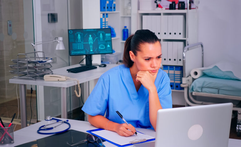 Top Nursing Podcasts, YouTube Channels, and Online Communities to Follow in 2025